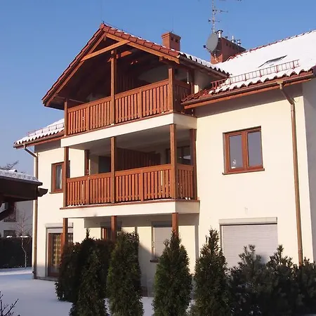 Apartament Na Orzechowej 乌斯特龙