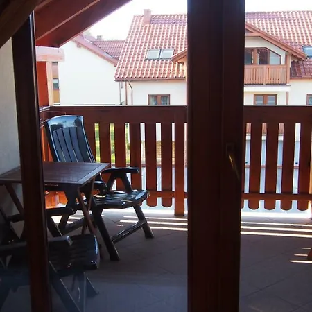 Apartament Na Orzechowej 乌斯特龙