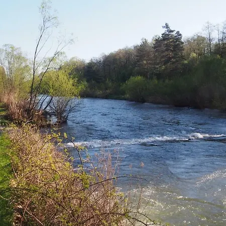 Apartament Na Orzechowej 乌斯特龙